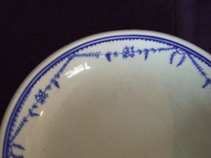 Pochon en porcelaine de Tournai (Guirland Louis XVI) – Image 4