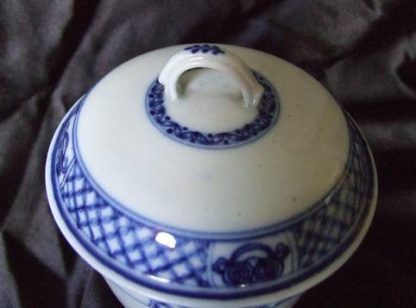 Très rare sucrier en porcelaine de Tournai – Image 4