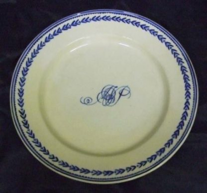 Assiette en porcelaine de Tournai (double romarin+lettres)