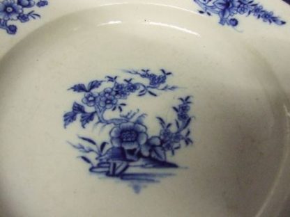 Assiette creuse en porcelaine de Tournai – Image 4