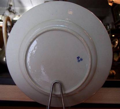 Six assiettes à dessert en porcelaine de Tournai (a l'anneau) – Image 4