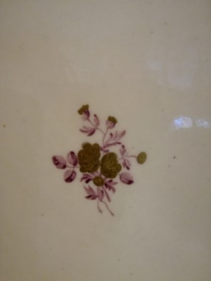 Paire d'assiettes en porcelaine tendre de Tournai deuxième période – Image 3