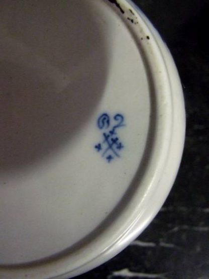 Paire de Beurriers en porcelaine de Tournai (mouche) – Image 2