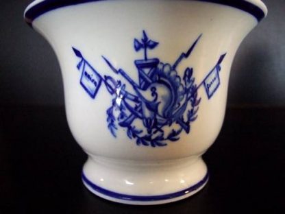 Bol à bouillon en porcelaine de Tournai – Image 4