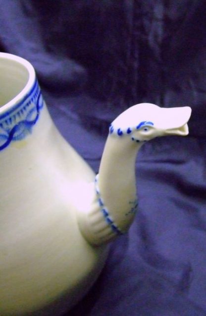 Cafetière en porcelaine de Tournai décor à l'anneau – Image 2