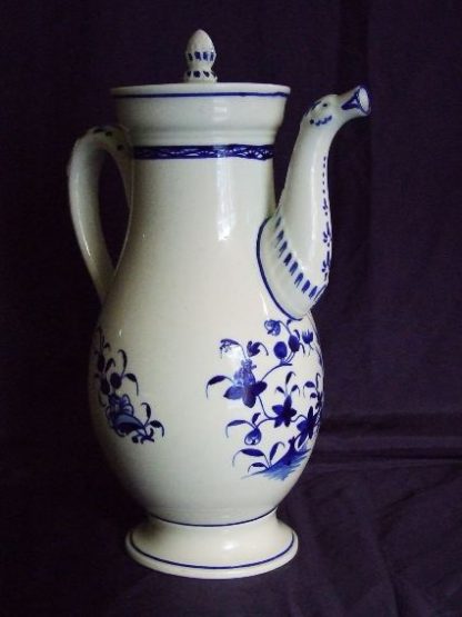 Cafetière en Porcelaine de Tournai (Mouche)