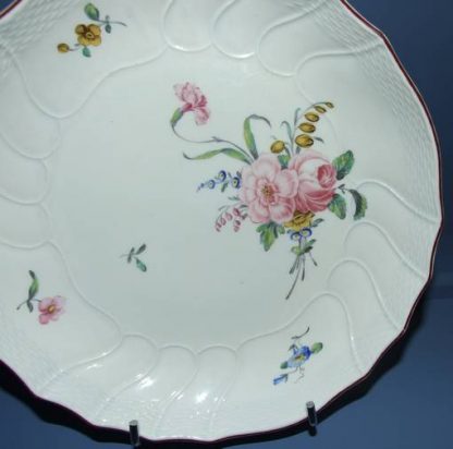 Compotier polychrome aux fleurs Tournai – Image 3