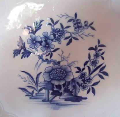 Compotier à pans coupés en porcelaine de Tournai – Image 5