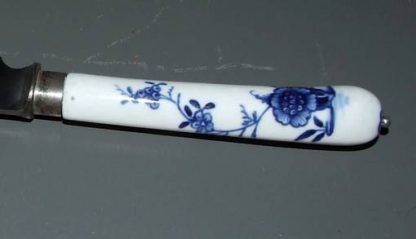 Couteau en porcelaine tendre de Tournai – Image 3