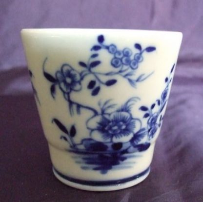 Crémier ronda en porcelaine de Tournai – Image 4