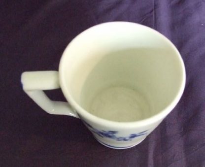 Crémier ronda en porcelaine de Tournai – Image 2