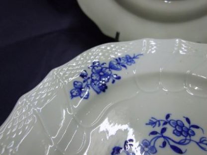 Suite de six assiettes à dessert – Image 3