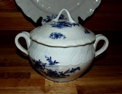 Ecuelle à bouillon en porcelaine de Tournai – Image 5