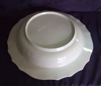 Plat à ragoût en porcelaine de Tournai – Image 3