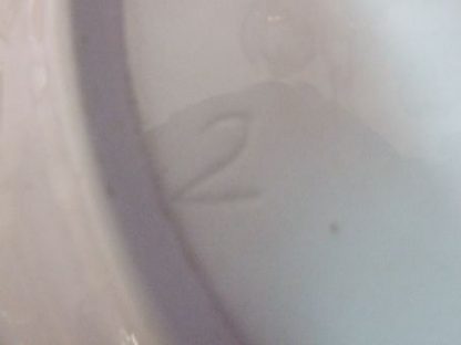 Plat à ragoût en porcelaine de Tournai – Image 2