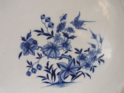 Plat à ragoût en porcelaine de Tournai – Image 5