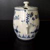 Moutardier en porcelaine de Tournai décor immortel de Saxe – Image 5
