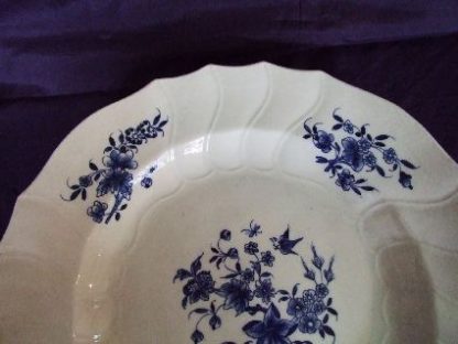 Plat rond en porcelaine de Tournai – Image 7