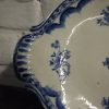 Rare paire de présentoirs à écuelle en Tournai 18ème. – Image 4