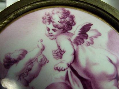 Plaque de meuble en porcelaine de Tournai – Image 6