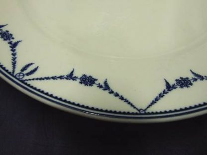 Plat en porcelaine de Tournai n°4 (Louis XVI) – Image 4