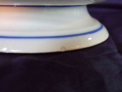 Plat à tarte en porcelaine de Tournai (Louis XVI) – Image 2