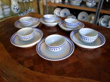 Pochon en porcelaine de Tournai (gland)