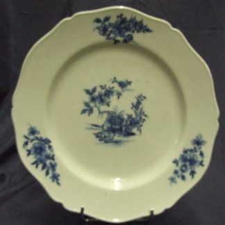 Rare assiette plate en porcelaine de Tournai