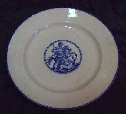 Assiette en porcelaine de Tournai (Saint Georges)