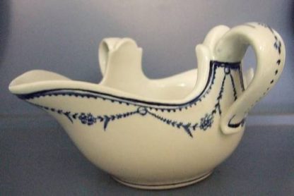 Saucière en Tournai à double anse – Image 3