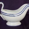 Saucière en porcelaine de Tournai décor au romarin – Image 2