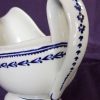Saucière en porcelaine de Tournai décor au romarin – Image 4