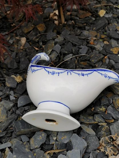 Saucière à l'aigle en porcelaine de Tournai décor guirlande Louis XVI – Image 4