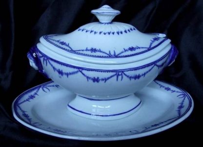 Sucrier à poudre en porcelaine de Tournai (Louis XVI) – Image 8