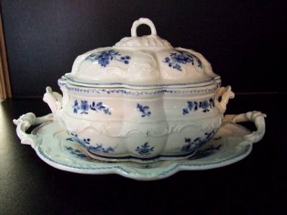 Sucrier à poudre en porcelaine de Tournai – Image 3