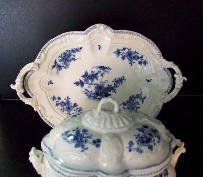 Sucrier à poudre en porcelaine de Tournai – Image 8