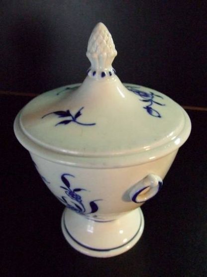 Sucrier en porcelaine de Tournai Ronda – Image 4