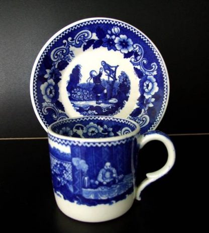 Tasse en porcelaine de Tournai (Décor jeux d'enfants)