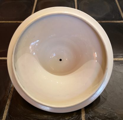 Couvercle en porcelaine de Tournai décor mouche – Image 3