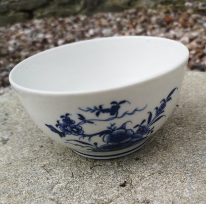 Bol à crème en porcelaine de Tournai décor Ronda – Image 2