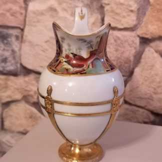 Pot à lait en porcelaine de Tournai service du Duc d'Orléans.