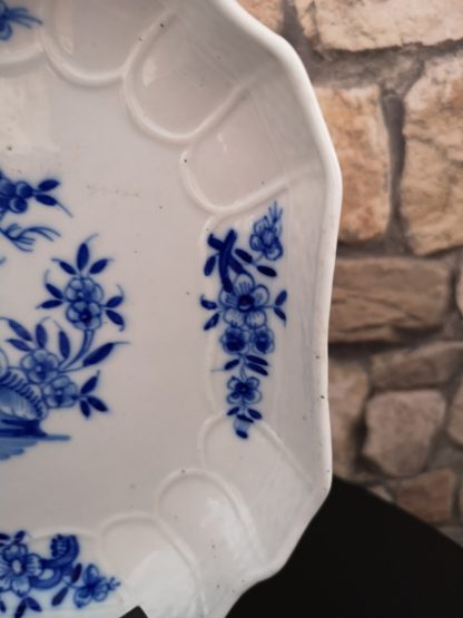 Petit compotier à pans coupés en porcelaine de Tournai (ronda) – Image 3