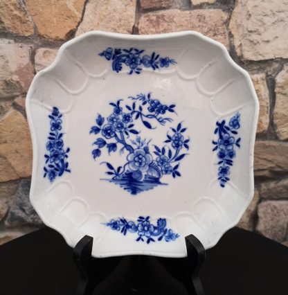 Petit compotier à pans coupés en porcelaine de Tournai (ronda)